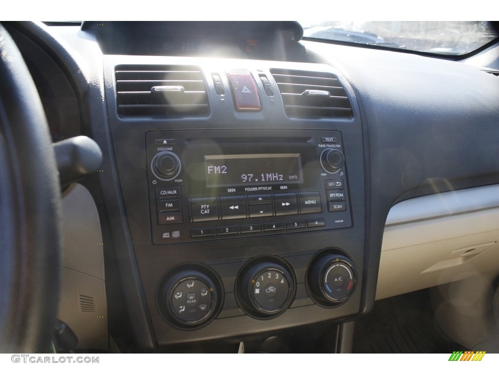 2013 XV Crosstrek 2.0 Premium - Marine Blue Pearl / Ivory photo #18
