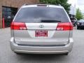 2004 Silver Shadow Pearl Toyota Sienna LE  photo #4