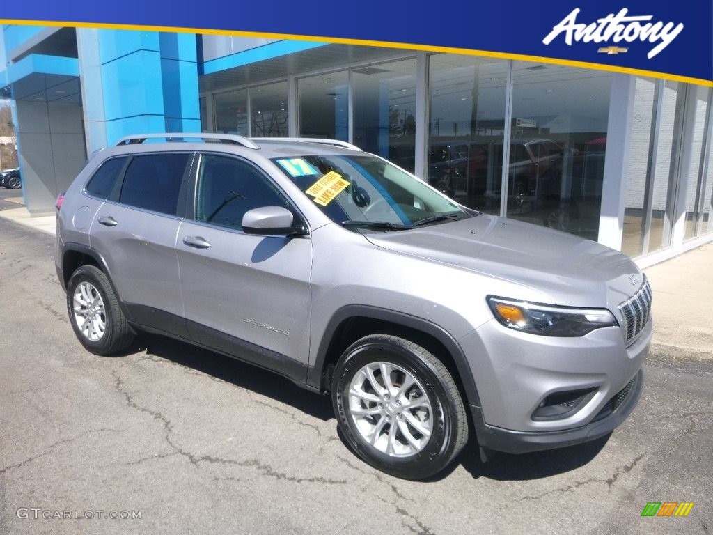 2019 Cherokee Latitude 4x4 - Billet Silver Metallic / Black photo #1