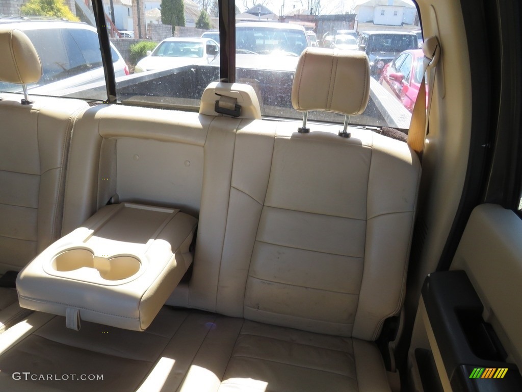 2008 F450 Super Duty Lariat Crew Cab 4x4 Dually - Silver Metallic / Medium Stone Grey photo #19