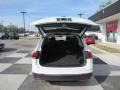 Pure White - Tiguan SEL 4MOTION Photo No. 5