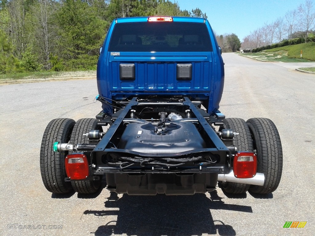 2019 3500 Tradesman Crew Cab 4x4 Chassis - Blue Streak Pearl / Black/Diesel Gray photo #7