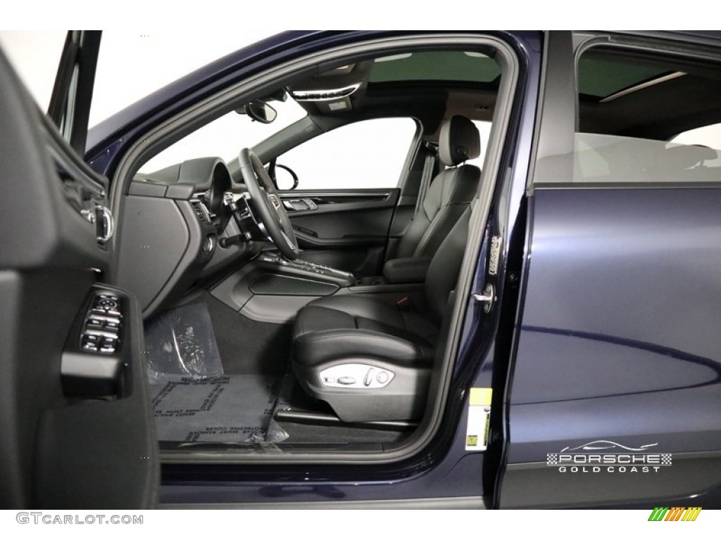 2018 Macan  - Night Blue Metallic / Black photo #13