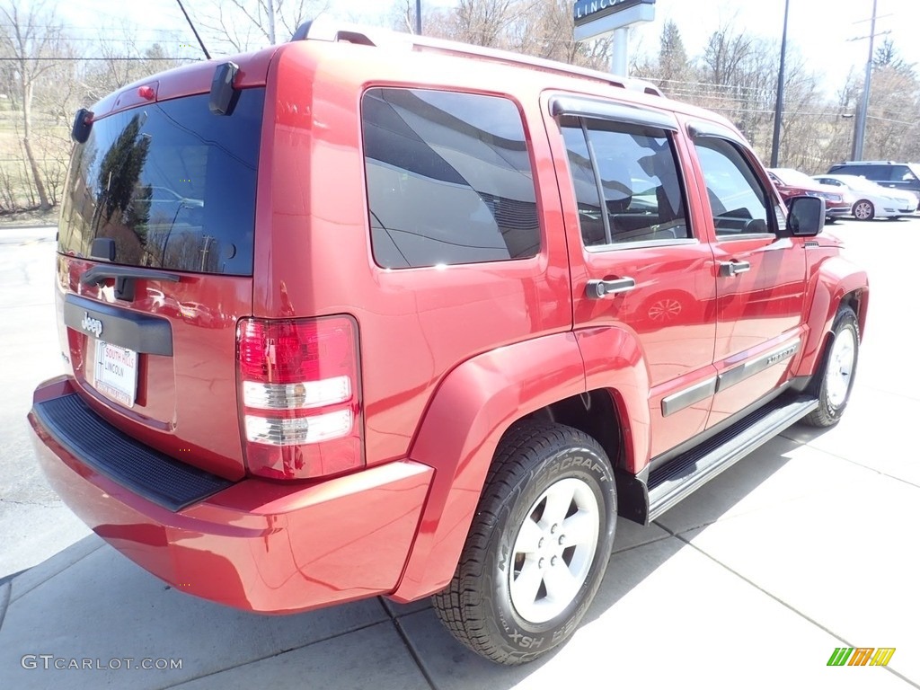2010 Liberty Sport 4x4 - Inferno Red Crystal Pearl / Dark Slate Gray photo #6