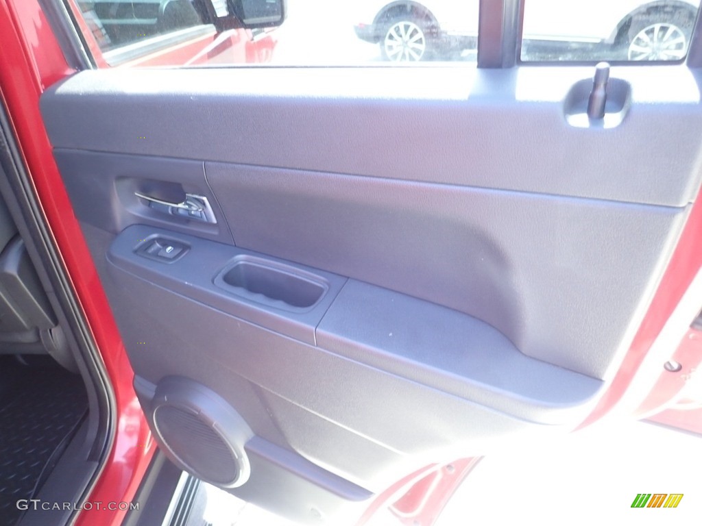 2010 Liberty Sport 4x4 - Inferno Red Crystal Pearl / Dark Slate Gray photo #15