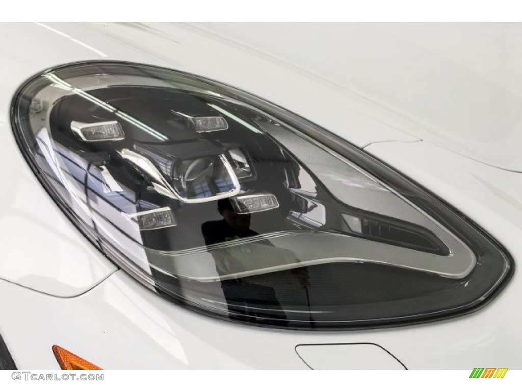 2018 Panamera 4 - White / Black/Luxor Beige photo #33