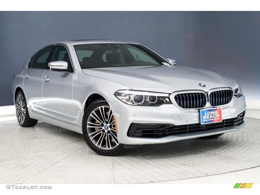 2019 5 Series 530e iPerformance Sedan - Glacier Silver Metallic / Black photo #12