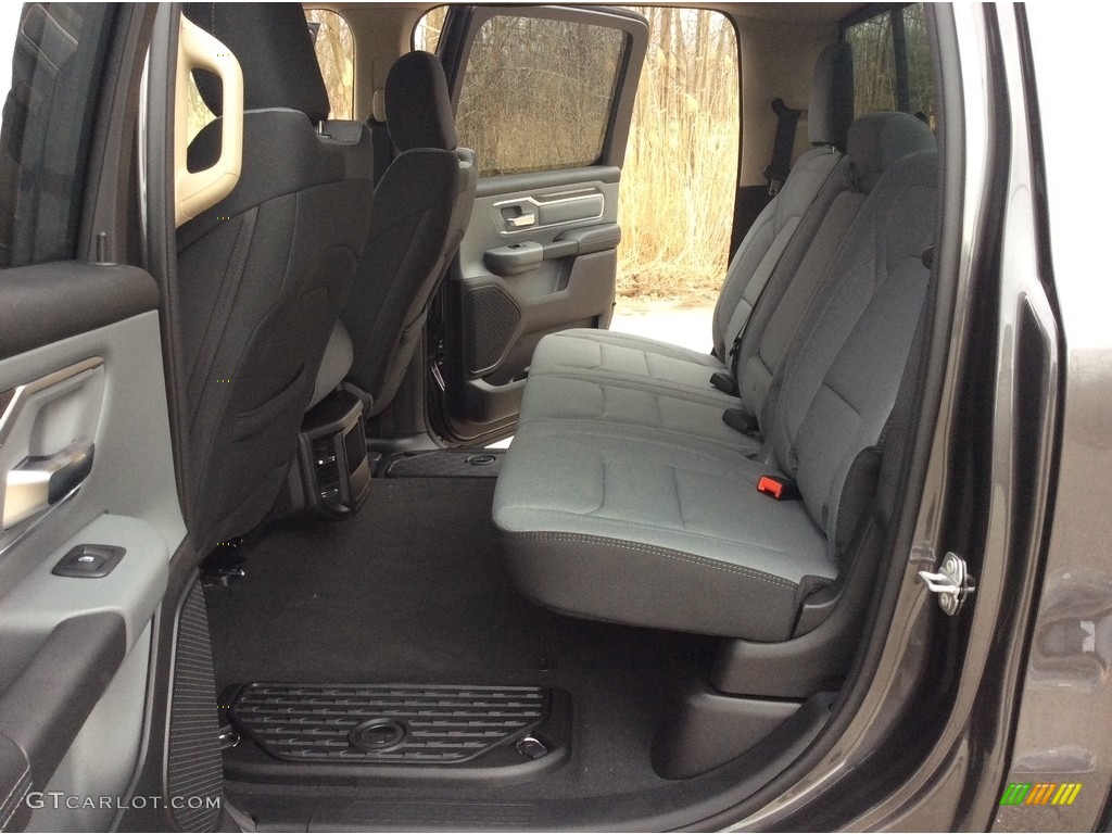 2019 1500 Big Horn Crew Cab 4x4 - Granite Crystal Metallic / Black/Diesel Gray photo #15