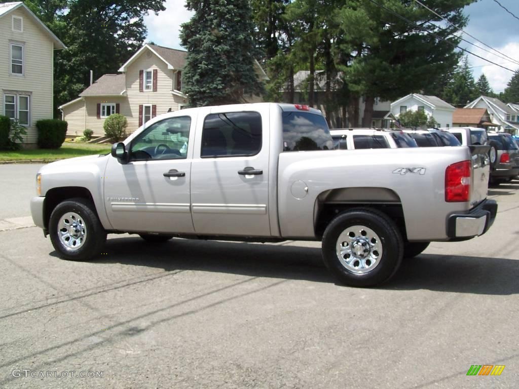 2009 Silverado 1500 LS Crew Cab 4x4 - Silver Birch Metallic / Dark Titanium photo #40