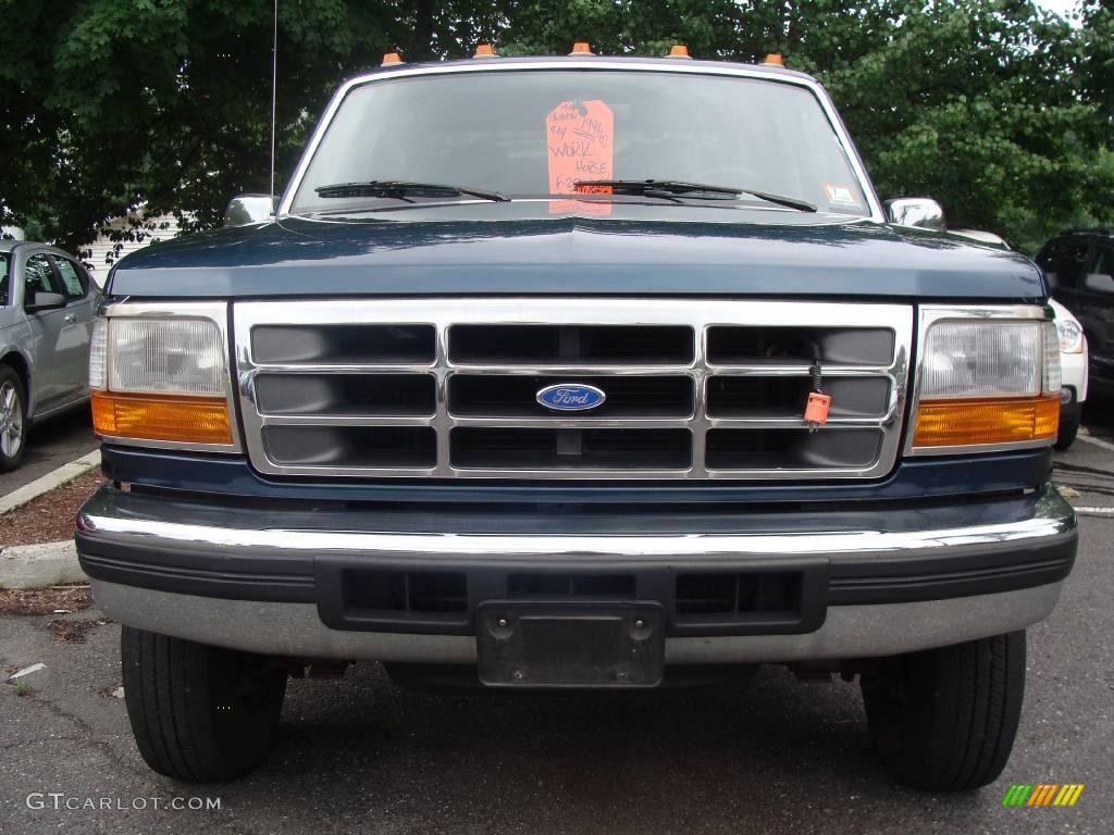 1996 F250 XLT Extended Cab 4x4 - Dark Tourmaline Green Metallic / Grey photo #2