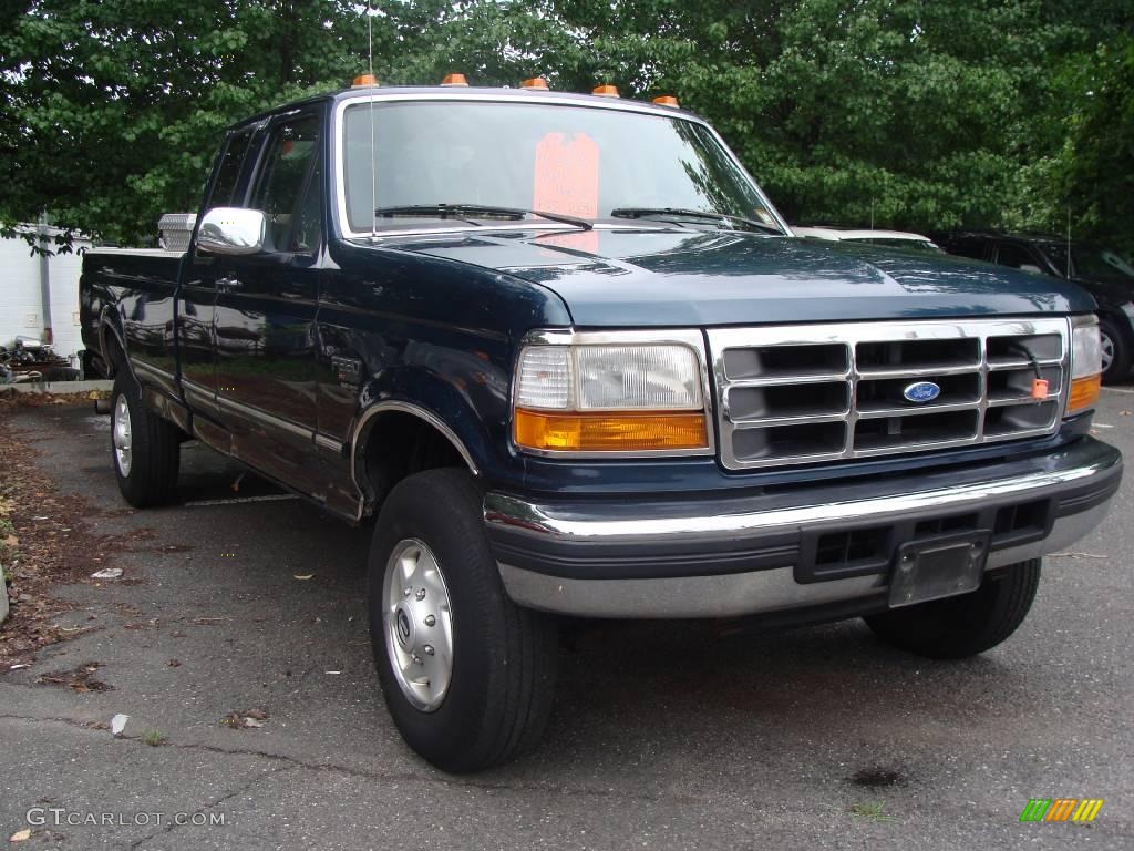 1996 F250 XLT Extended Cab 4x4 - Dark Tourmaline Green Metallic / Grey photo #3