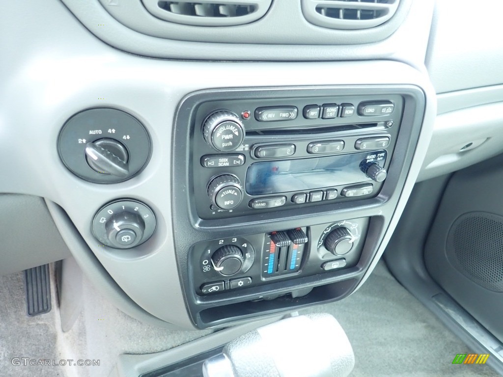 2007 TrailBlazer LS 4x4 - Moondust Metallic / Light Gray photo #13