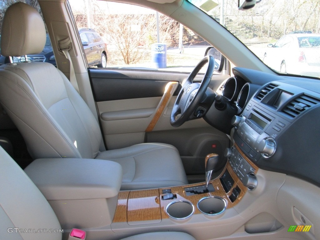 2009 Highlander Hybrid Limited 4WD - Black / Sand Beige photo #17