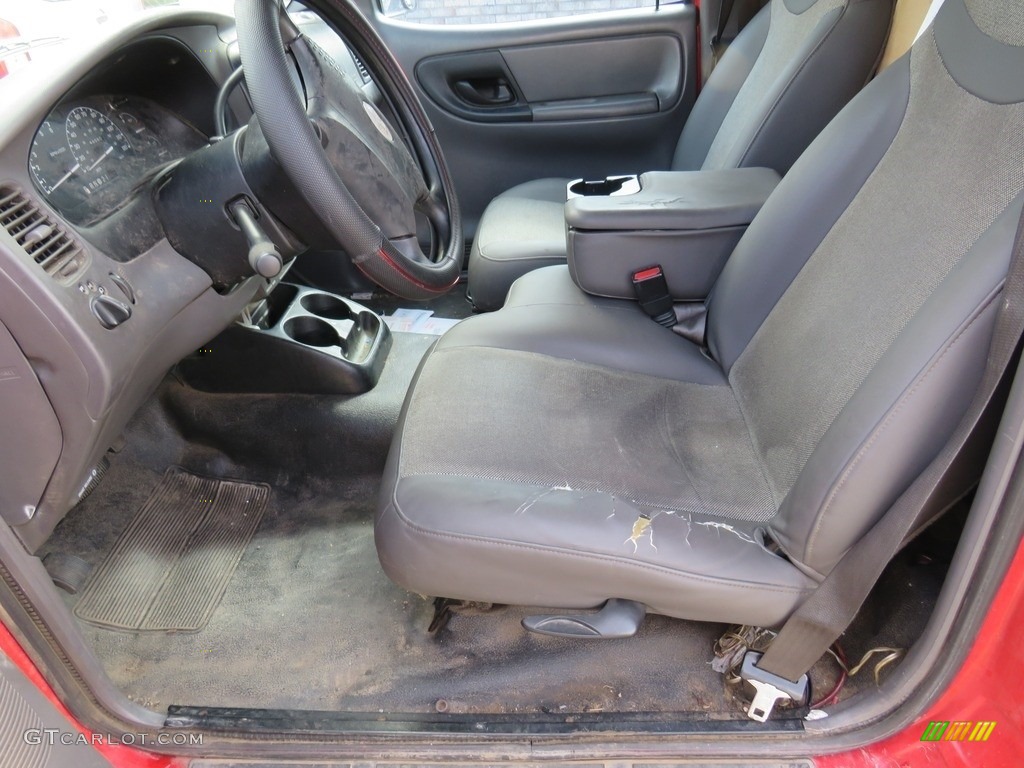 2001 Ranger XL Regular Cab - Bright Red / Dark Graphite photo #14