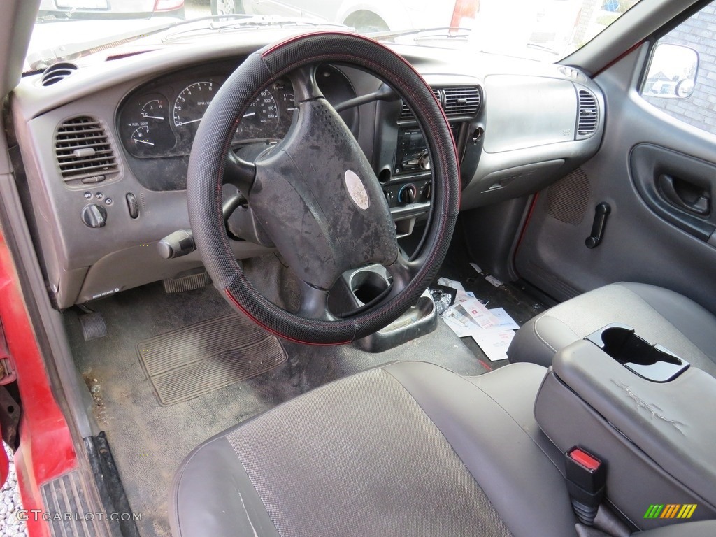 2001 Ranger XL Regular Cab - Bright Red / Dark Graphite photo #15