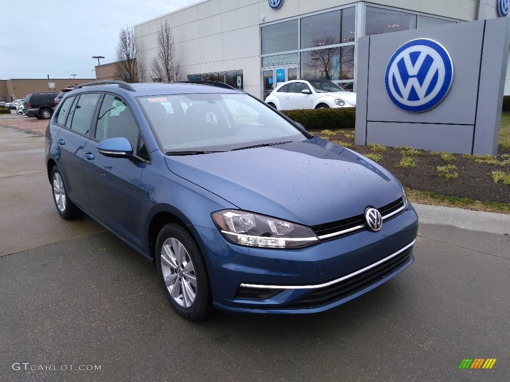 Silk Blue Metallic 2019 Volkswagen Golf SportWagen S 4Motion Exterior Photo #132588454