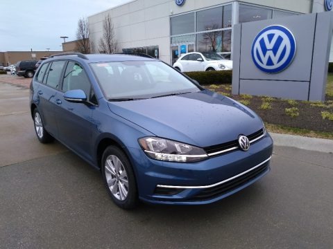 2019 Volkswagen Golf SportWagen S 4Motion Data, Info and Specs