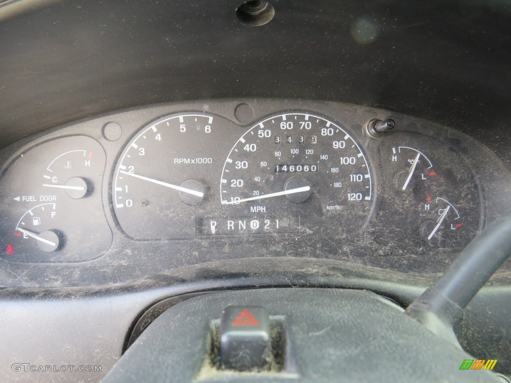 2001 Ranger XL Regular Cab - Bright Red / Dark Graphite photo #16
