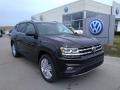 Deep Black Pearl 2019 Volkswagen Atlas SE 4Motion Exterior