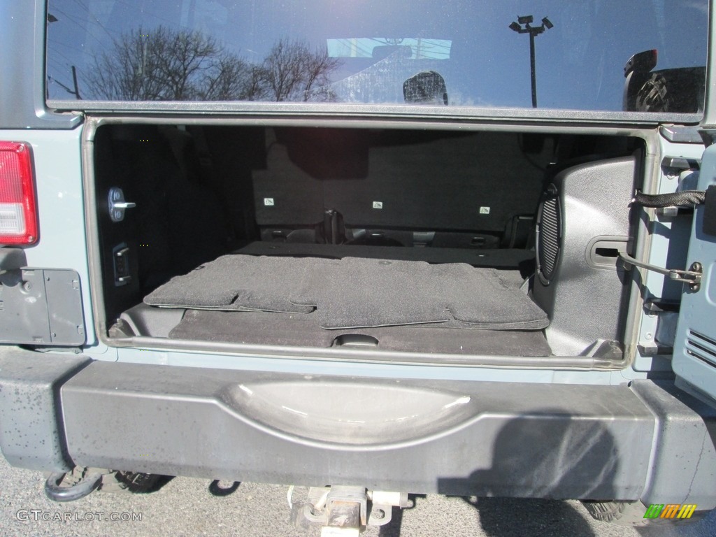 2014 Wrangler Unlimited Sahara 4x4 - Anvil / Black/Dark Saddle photo #19