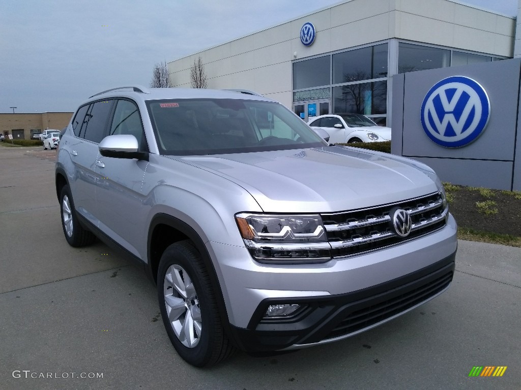 Reflex Silver Metallic 2019 Volkswagen Atlas SE 4Motion Exterior Photo #132588706
