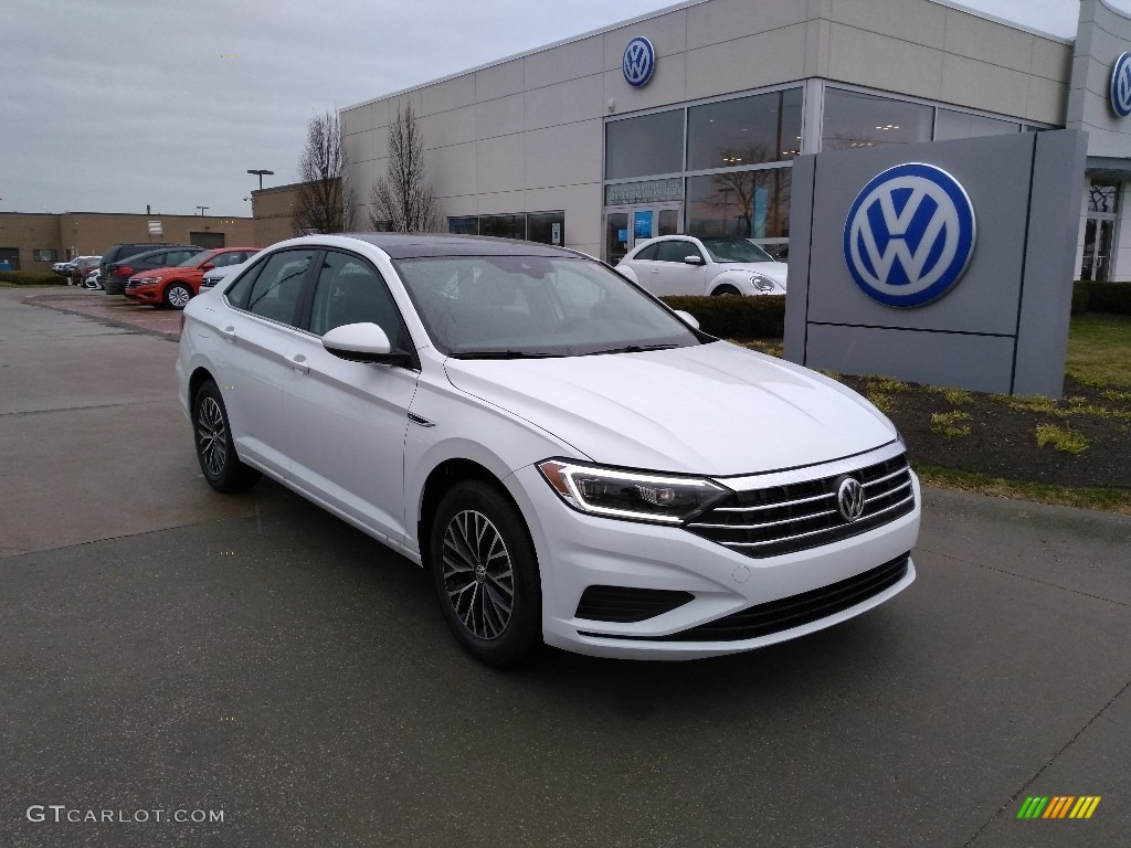 Pure White Volkswagen Jetta