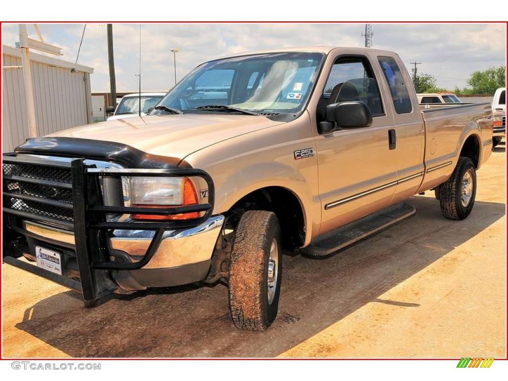 1999 F250 Super Duty XL Extended Cab 4x4 - Light Prairie Tan Metallic / Medium Prairie Tan photo #1