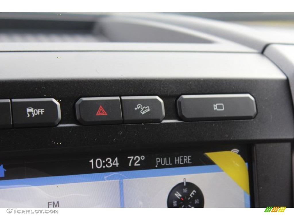 2019 F350 Super Duty XLT Crew Cab 4x4 - Oxford White / Earth Gray photo #19