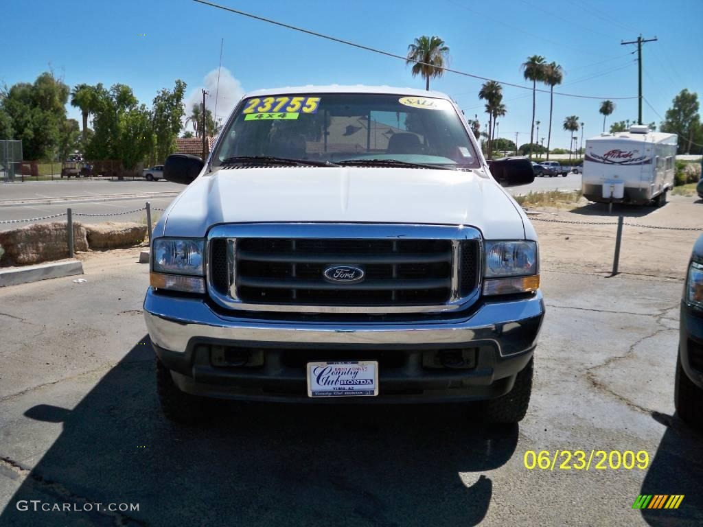 2004 F250 Super Duty XLT Crew Cab 4x4 - Oxford White / Medium Flint photo #2