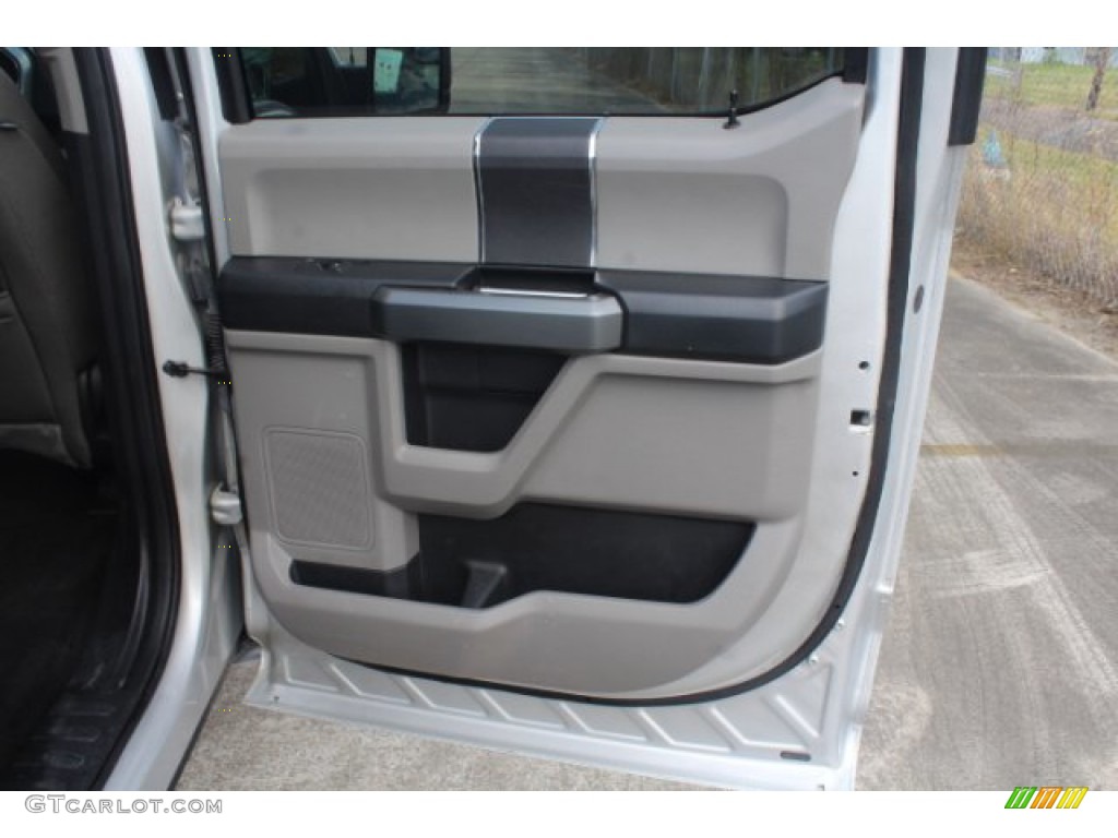 2018 F150 XL SuperCrew - Ingot Silver / Earth Gray photo #21