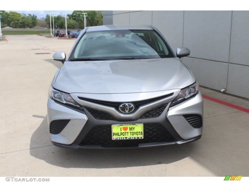 2019 Camry SE - Celestial Silver Metallic / Black photo #3