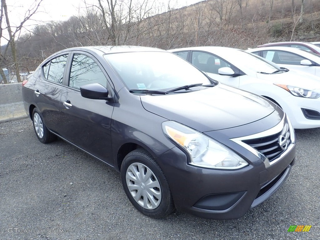 2015 Versa 1.6 SV Sedan - Amethyst Gray / Charcoal photo #4