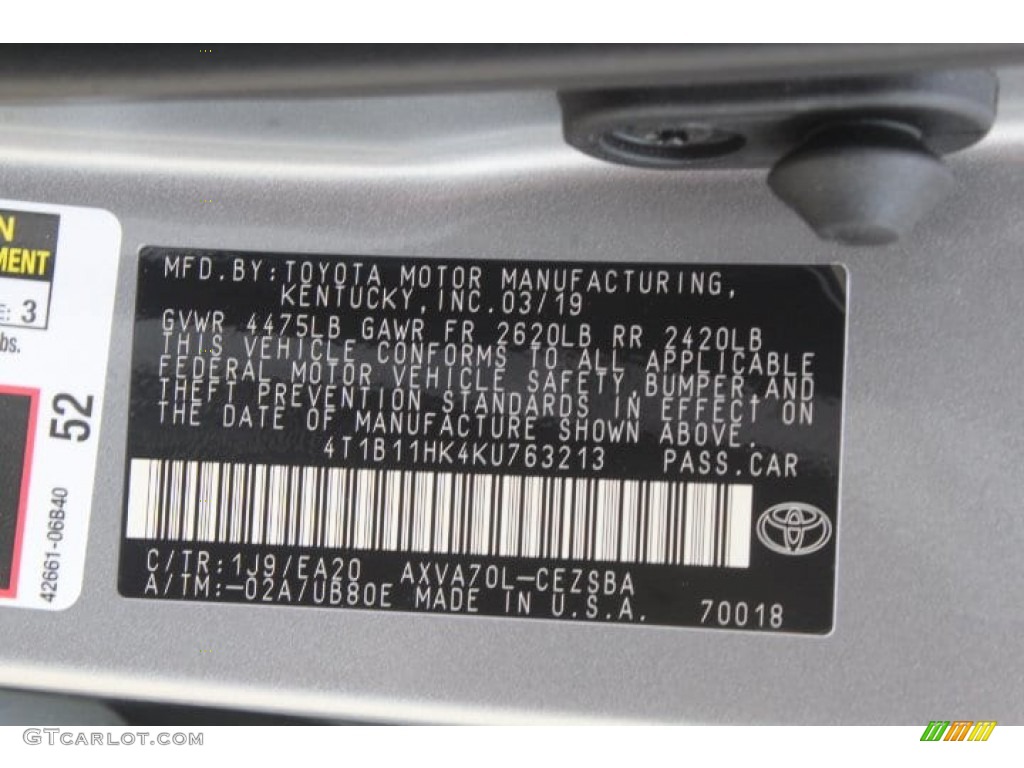 2019 Camry SE - Celestial Silver Metallic / Black photo #23