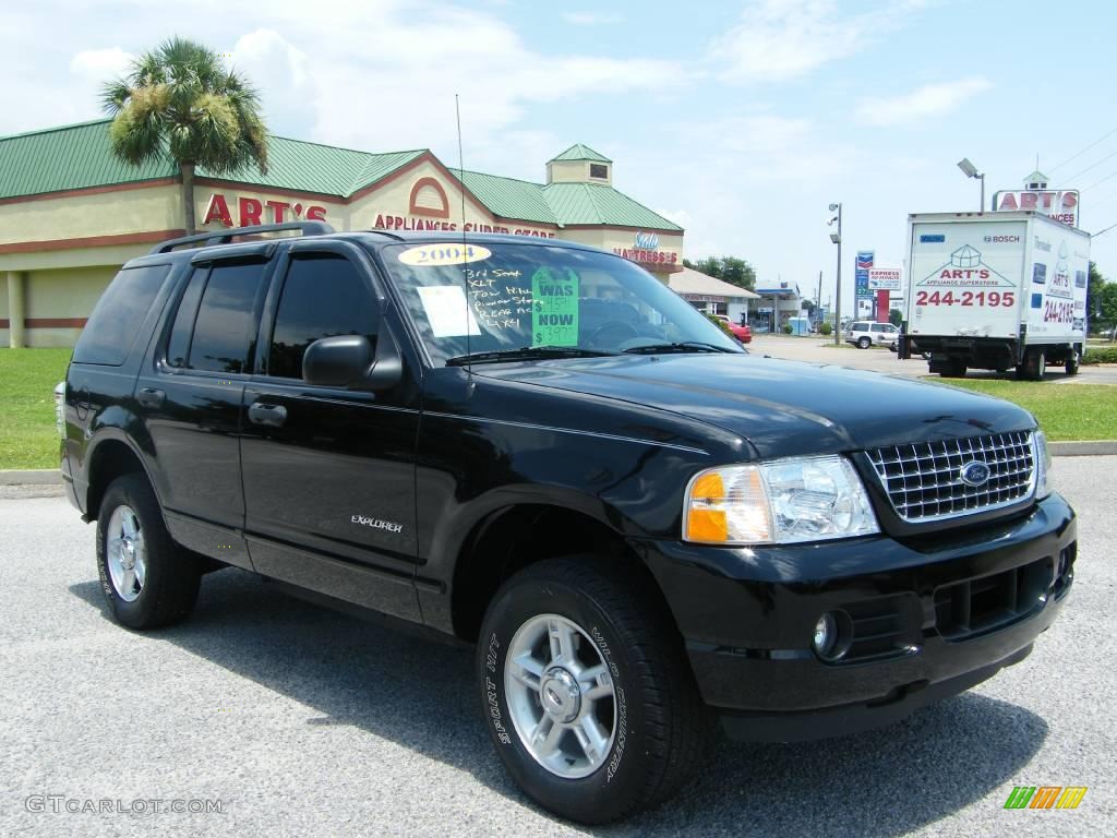 2004 Explorer XLT 4x4 - Black / Midnight Grey photo #7