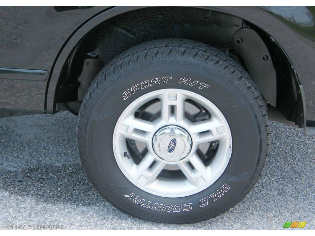2004 Explorer XLT 4x4 - Black / Midnight Grey photo #11