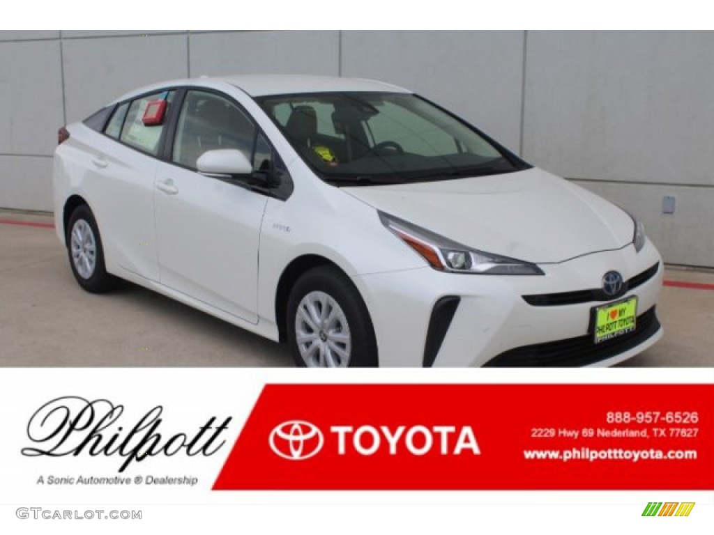 2019 Blizzard White Pearl Toyota Prius Le 132607973