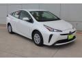 Front 3/4 View of 2019 Prius LE