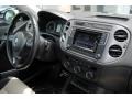 Pure White - Tiguan S Photo No. 18