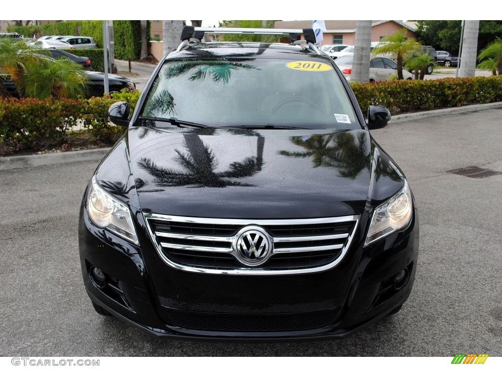 2011 Tiguan SE - Deep Black Metallic / Sandstone photo #3