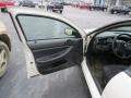 2005 Stone White Dodge Stratus SXT Sedan  photo #17