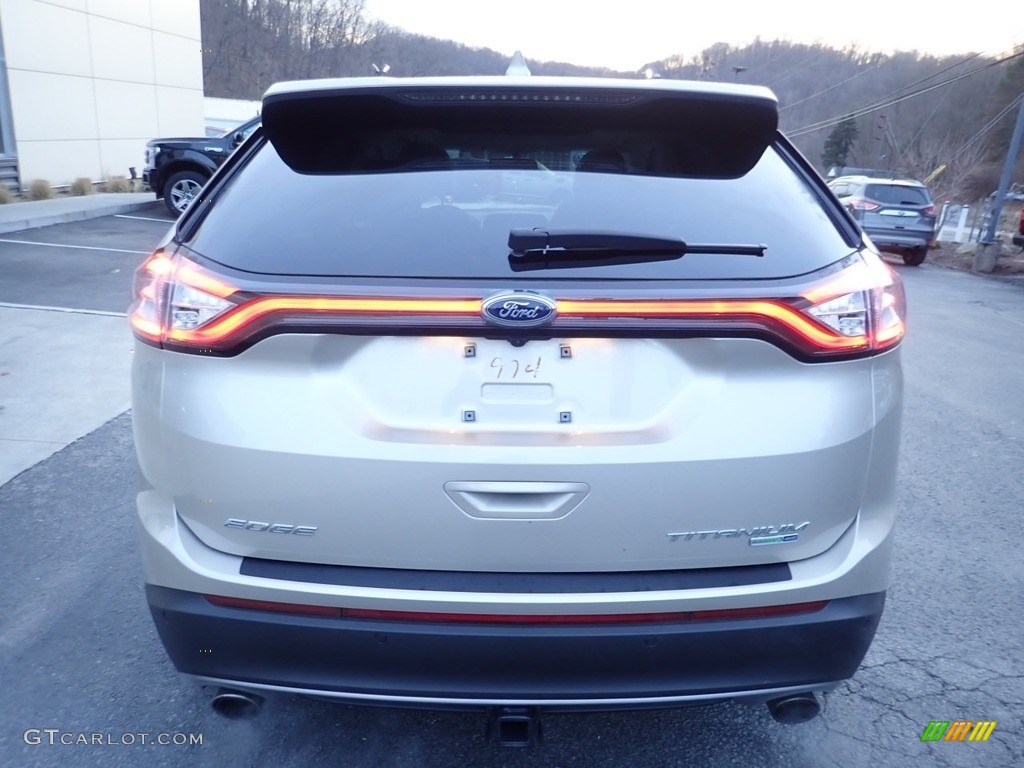 2018 Edge Titanium AWD - White Gold / Ceramic photo #3