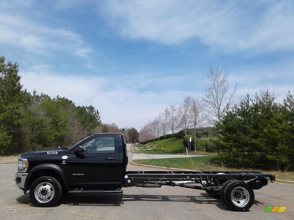 Black 2019 Ram 5500 Tradesman Regular Cab 4x4 Chassis Exterior Photo #132613445