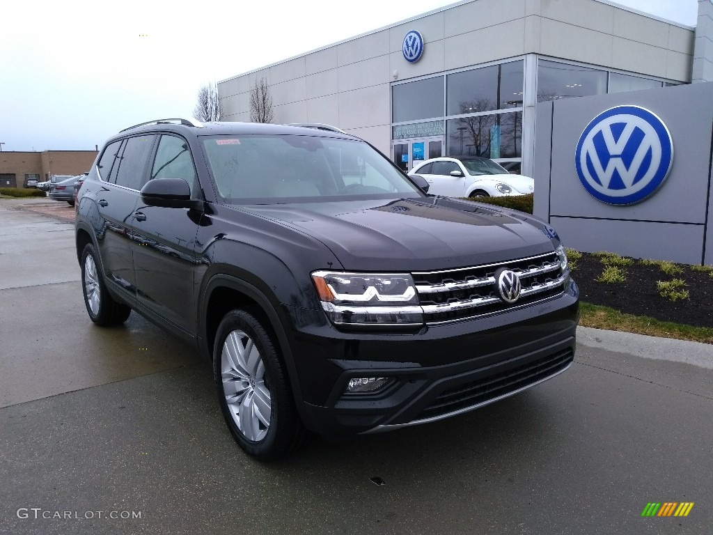 Deep Black Pearl 2019 Volkswagen Atlas SE 4Motion Exterior Photo #132614945