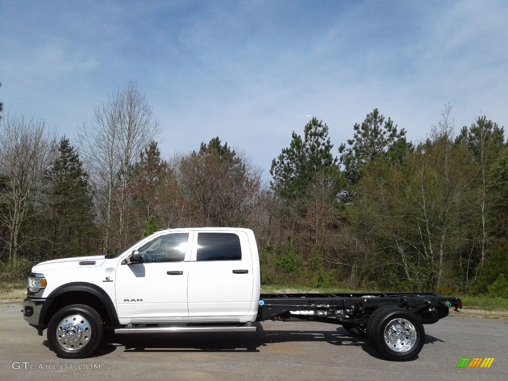 2019 5500 Tradesman Crew Cab 4x4 Chassis - Bright White / Black photo #1