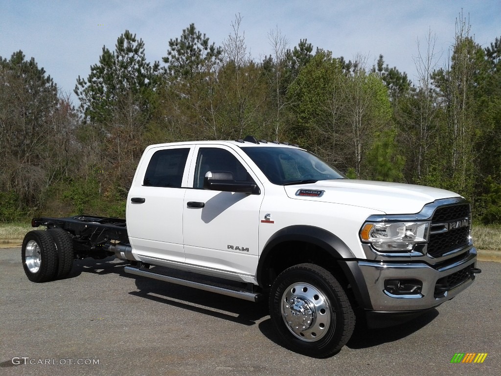Bright White 2019 Ram 5500 Tradesman Crew Cab 4x4 Chassis Exterior Photo #132615113