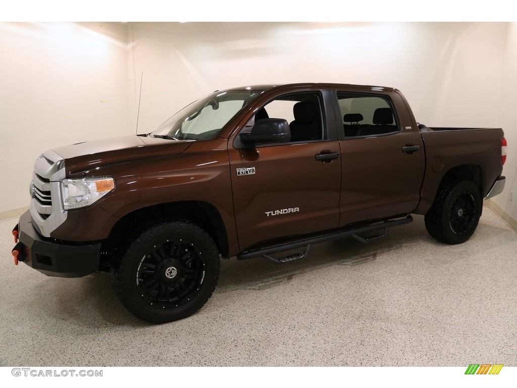 2016 Tundra SR5 CrewMax 4x4 - Sunset Bronze Mica / Black photo #3