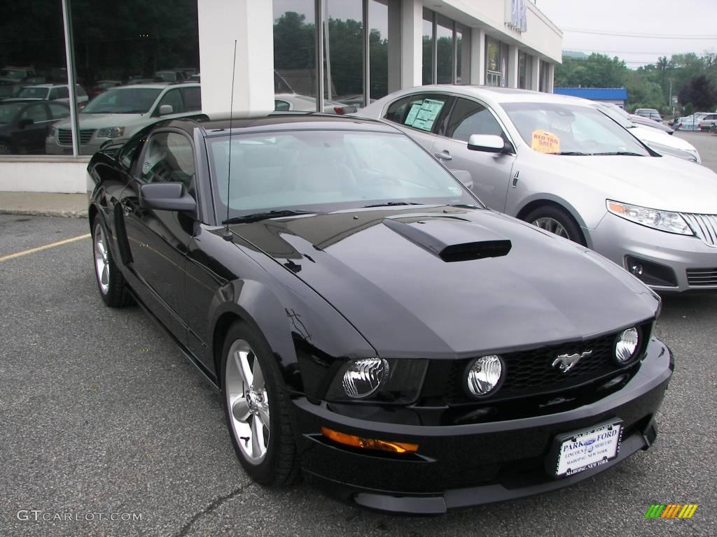 2008 Mustang GT Premium Coupe - Black / Charcoal Black/Dove photo #1