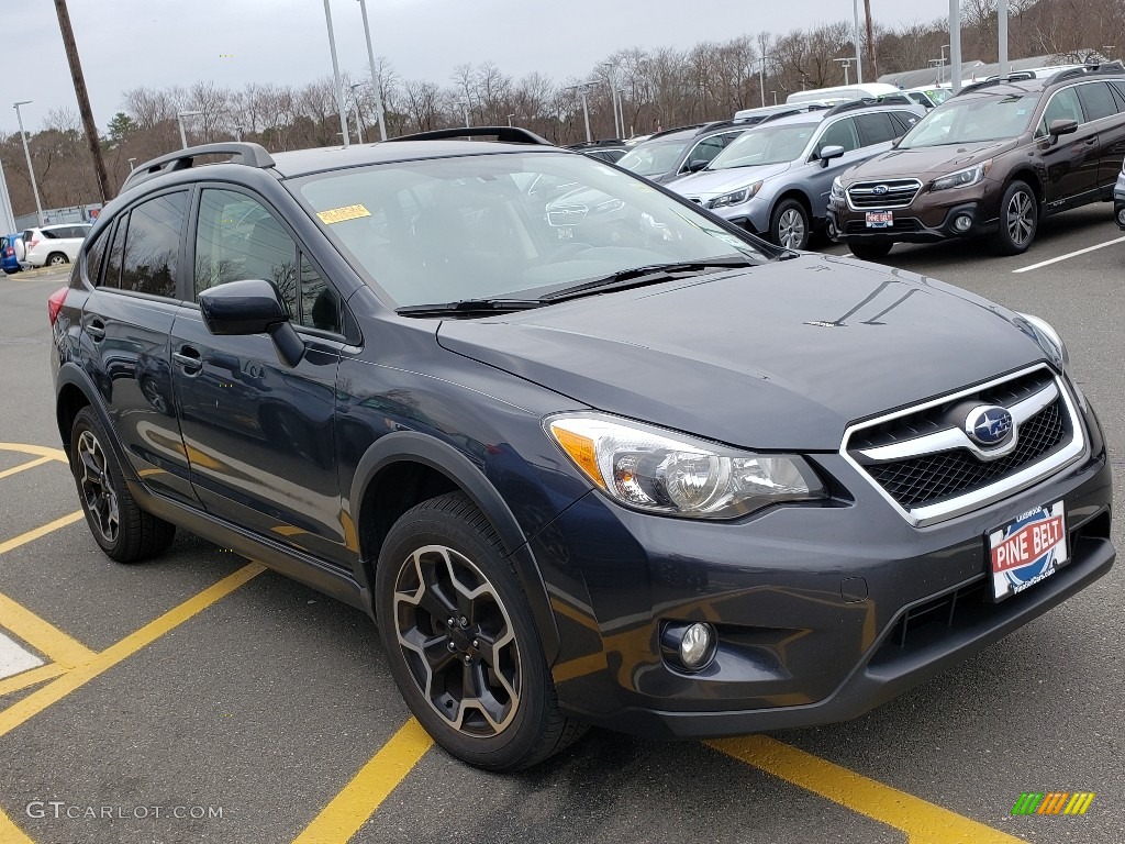 2015 XV Crosstrek 2.0i Premium - Dark Gray Metallic / Black photo #1