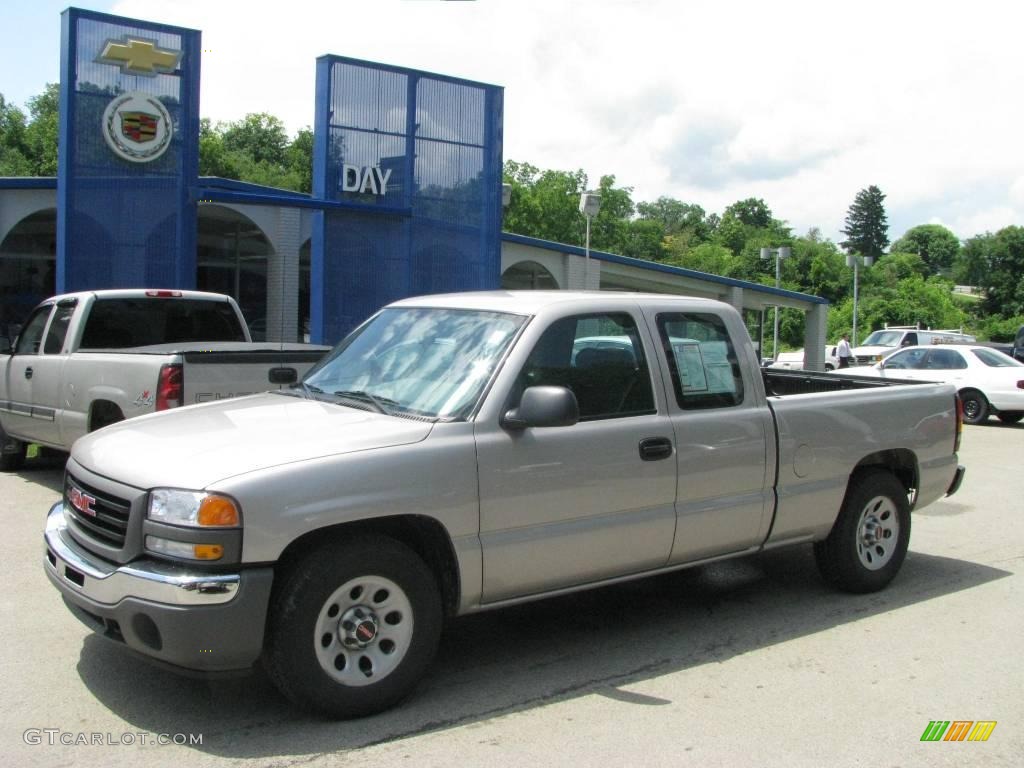 Silver Birch Metallic GMC Sierra 1500