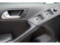 Pure White - Tiguan S Photo No. 18
